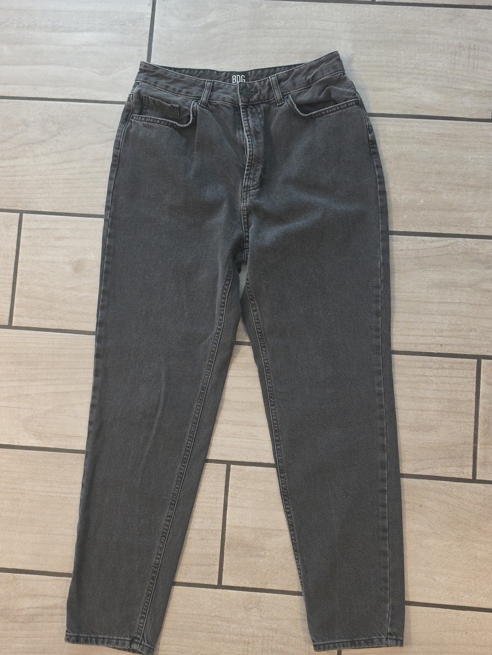 BDG High-Rise Tapered Jeans - Charcoal Gray